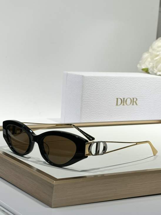 Picture of Dior Sunglasses _SKUfw76324731fw